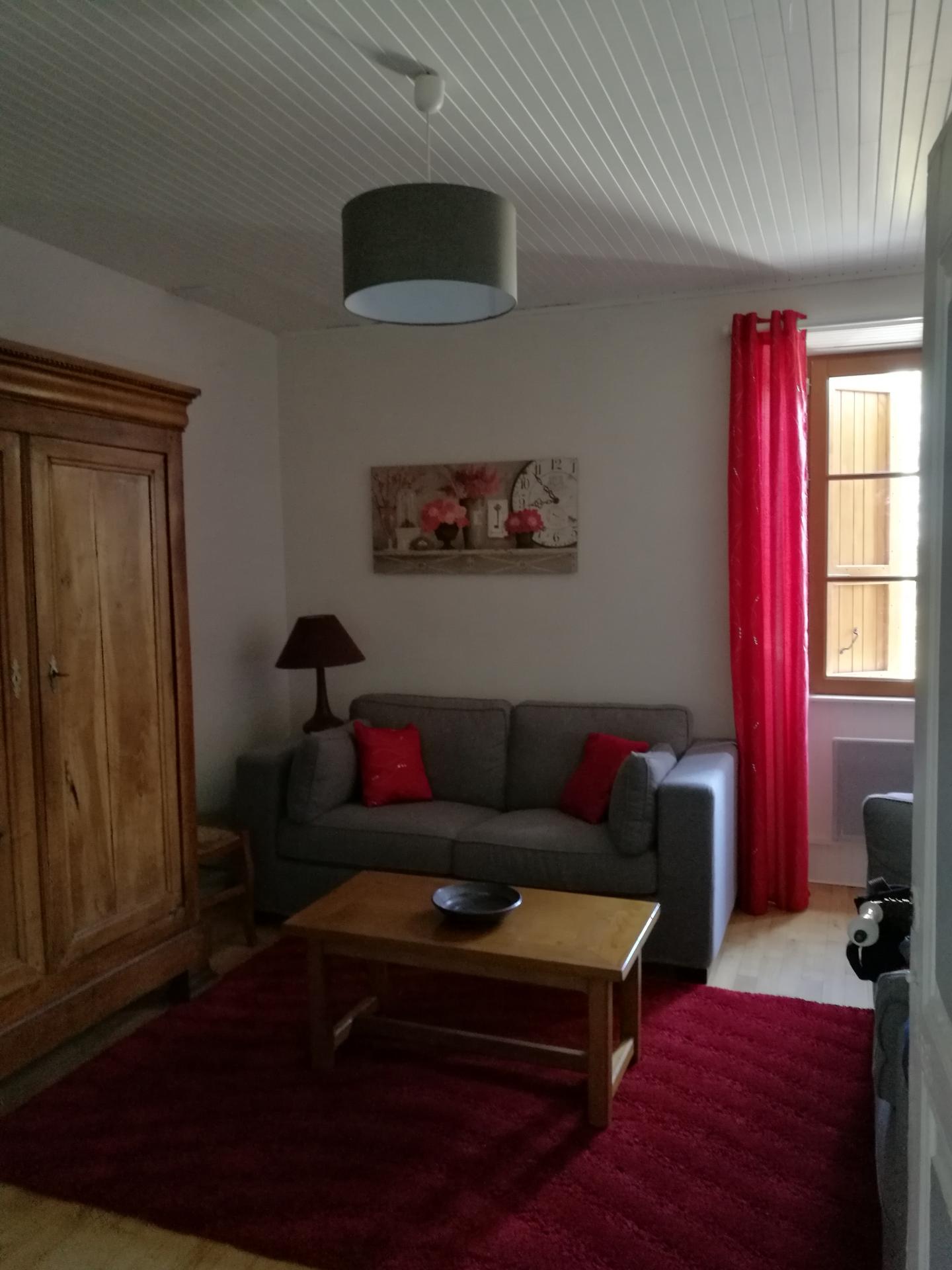 Le salon avec TV